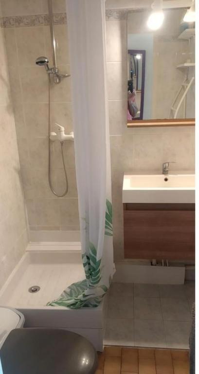 Appartement T2 Avec Piscine, Proche De La Plage Et Du Port Gruissan Eksteriør billede